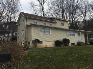 439 Storms Rd, Valley Cottage, NY 10989