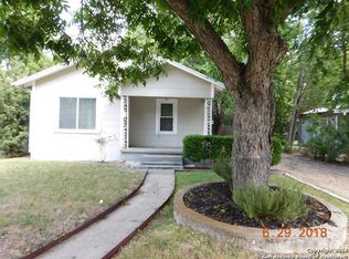 1261 W Mill St, New Braunfels, TX 78130