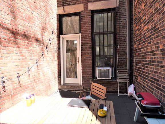 2nd image of 20 W 70th St APT 4