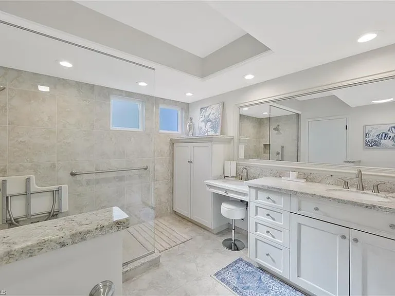 780 Willowbrook Dr #701 — Photo 14
