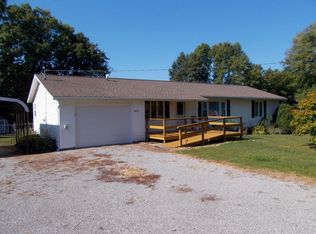 20992 Shawneetown Rd, Thompsonville, IL 62890