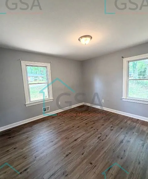 15 Penrose Ave — Photo 10