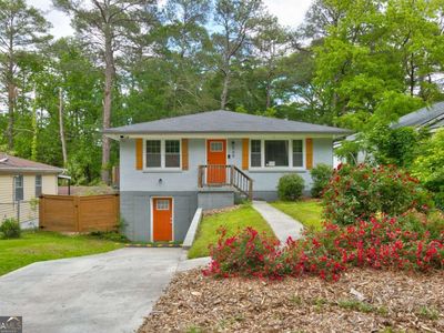 569 Woods Dr NW, Atlanta, GA, 30318