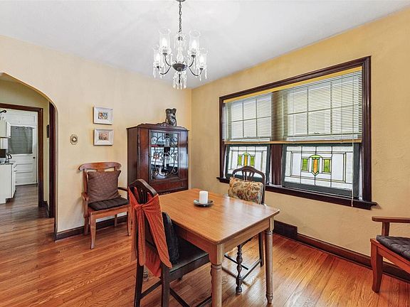 5th image of 5641 Tholozan Ave
