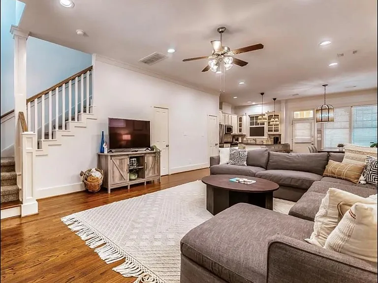 5303 Nett St #A — Photo 5