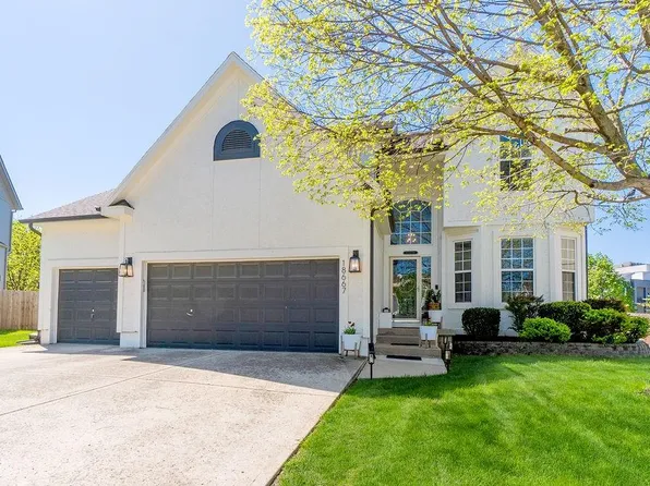 18667 W 153rd Pl, Olathe, KS 66062
