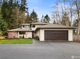 140 Highland Drive, Port Ludlow, WA 98365