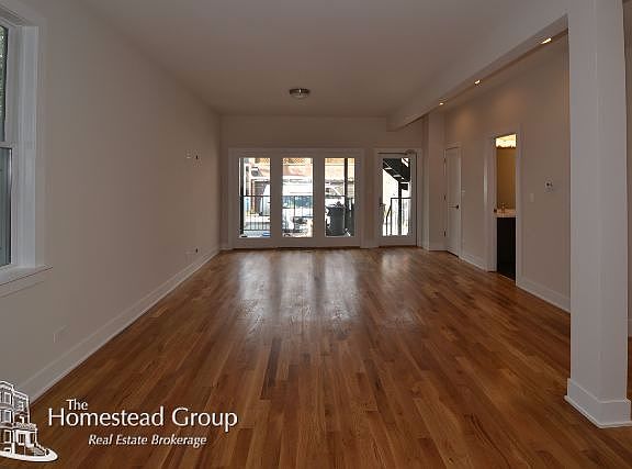 5th image of 3114 N Southport Ave #1REAR