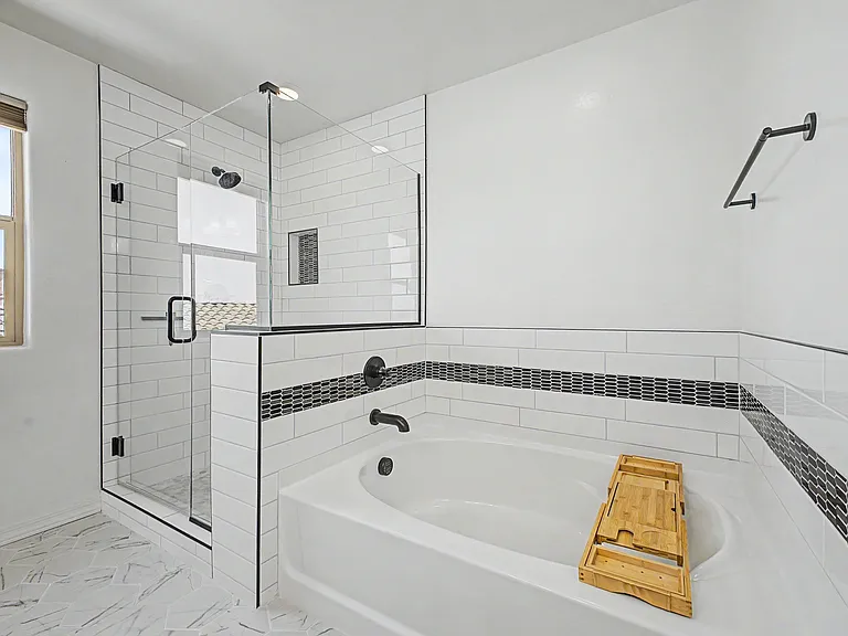5737 W Getty Dr — Photo 29