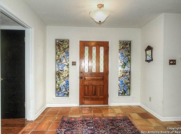 2nd image of 1110 Custer Pass St