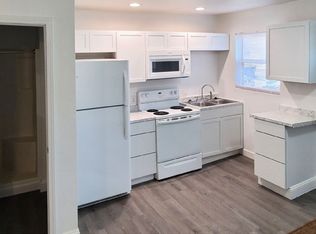 214 Ballenger Dr #A, Lake Ozark, MO 65049