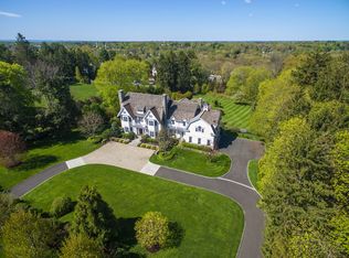 92 Rosebrook Rd, New Canaan, CT 06840