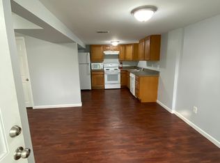 4109 Parkway St UNIT B, Waterford, MI 48328