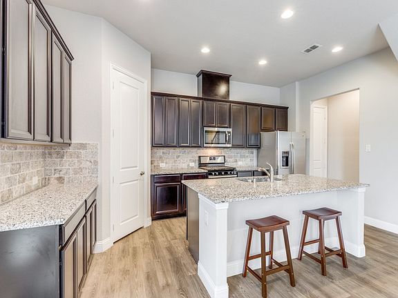 5th image of 603 Ansley Way