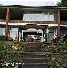 2nd image of 903 Armstrong Ln