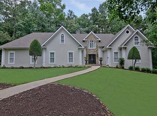 400 Island Cove Dr, Newnan, GA 30263