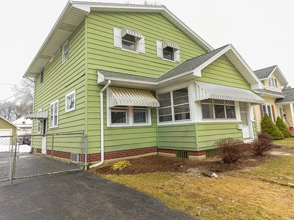 31 Wendhurst Dr, Rochester, NY 14616