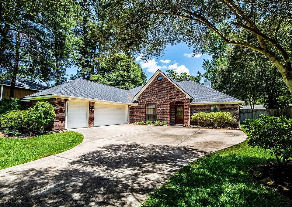 1st image of 1913 Foxbriar Dr