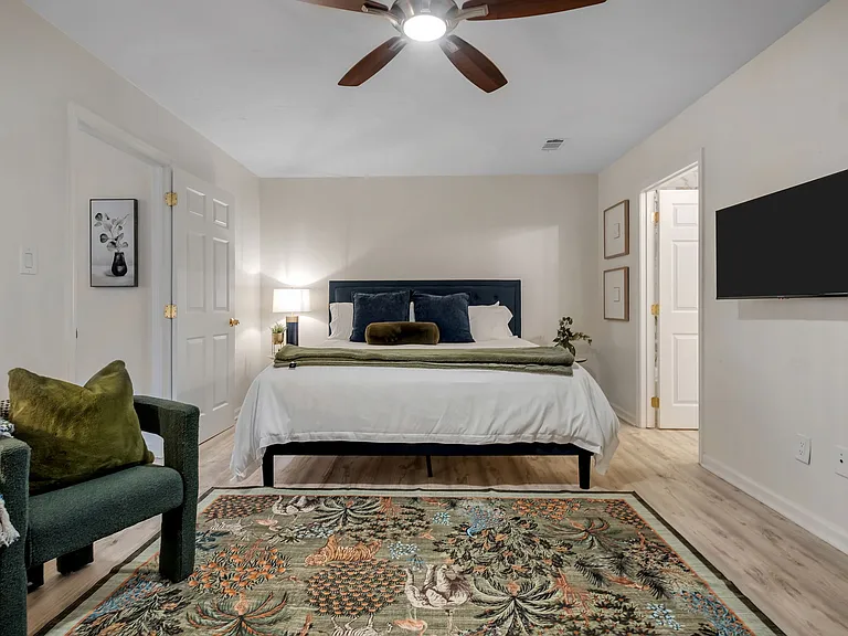 Downstairs master suite