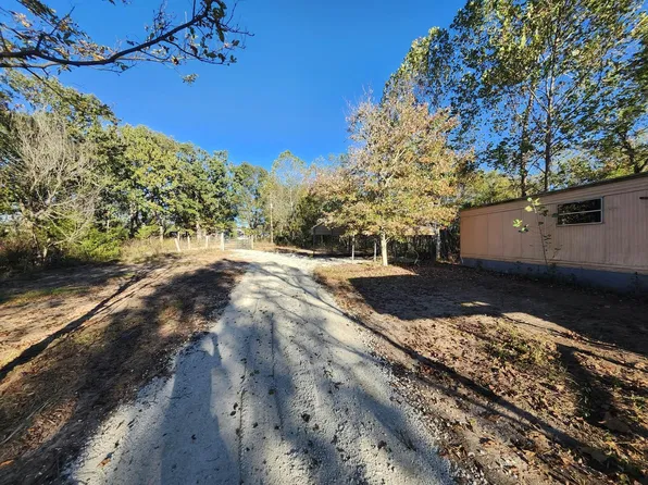 16490 Slutz Road, Elk Creek, MO 65464