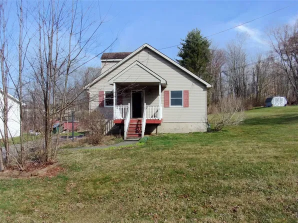31 William St, Kirkwood, NY 13795