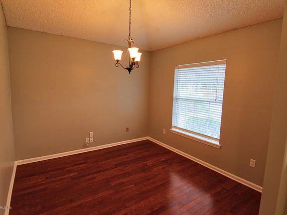 3rd image of 5754 Birds Nest Ln
