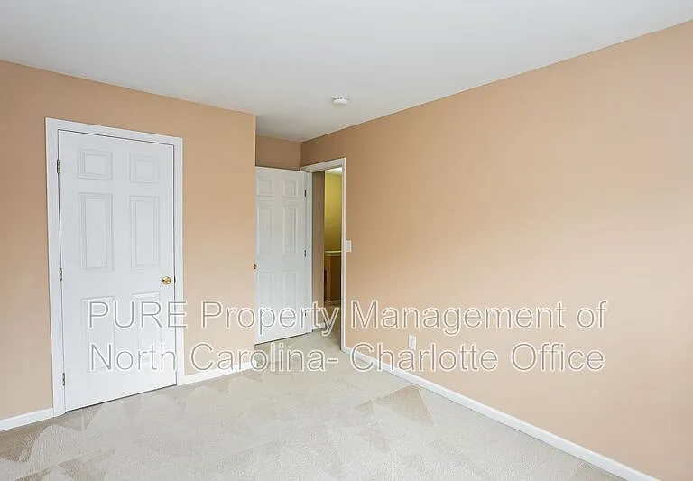 18040 Delmas Dr — Photo 14