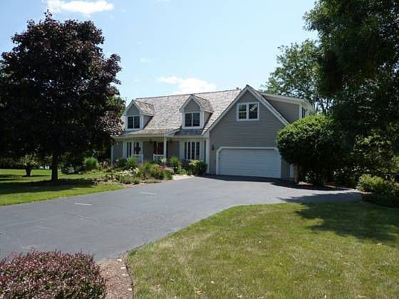 1st image of 4137 3 Lakes Dr