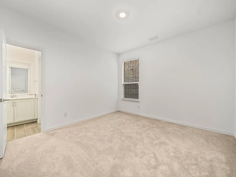 147 Starfall Dr — Photo 10
