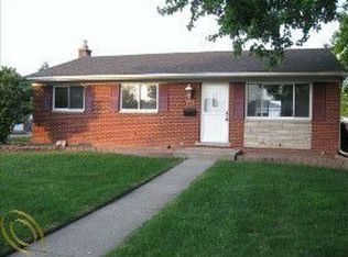 41310 Hamilton Dr, Sterling Heights, MI