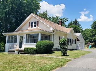 549 Brunswick Rd, Troy, NY 12180