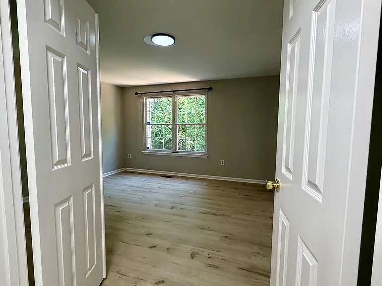 4 Abbey Bridge Ct — Photo 47