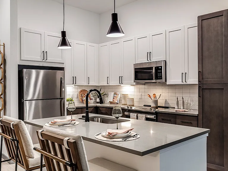 The Citizen at Waterset Luxury Apartments — Photo 12