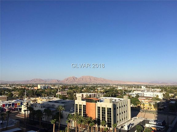 4th image of 900 S Las Vegas Blvd #802