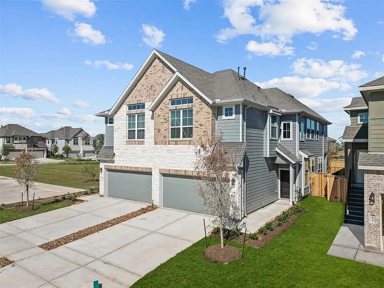 4931 Carranza Ct — Photo 3