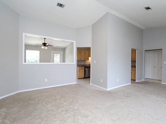 3rd image of 2021 Coral Creek Dr