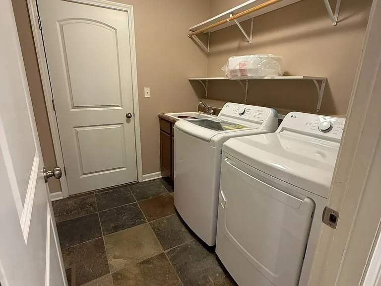6802 Stanwood Dr — Photo 50