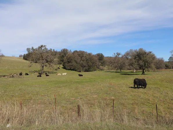 4272 Baldwin Ct, Valley Springs, CA 95252