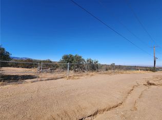 7524 Shasta Rd, Phelan, CA 92371