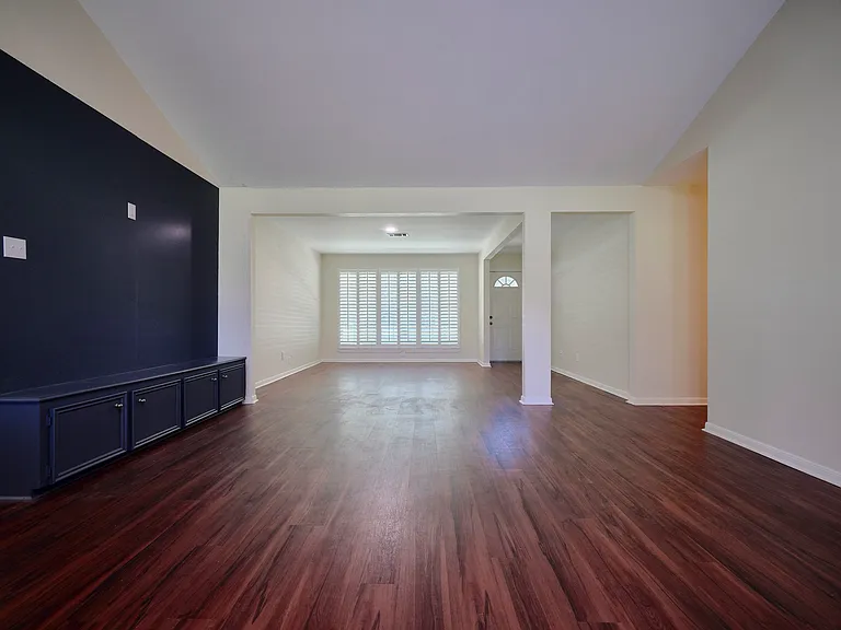 902 Clover Ridge Ave — Photo 13