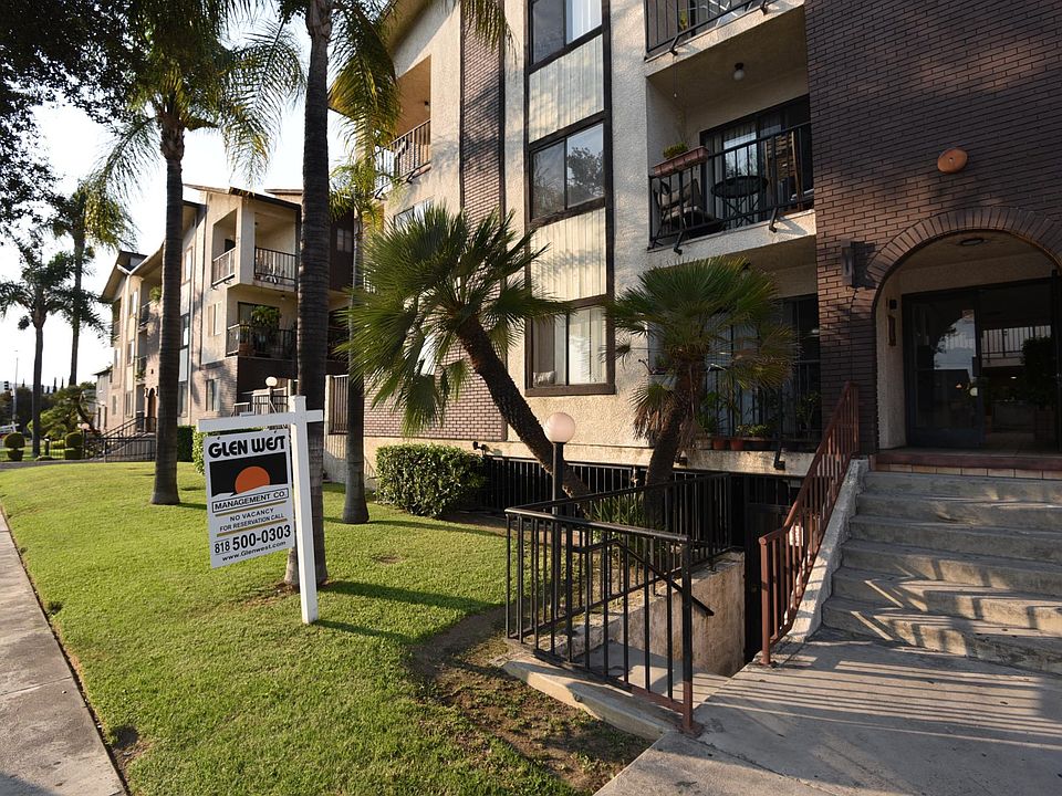 1st image of 459 Vine St #202