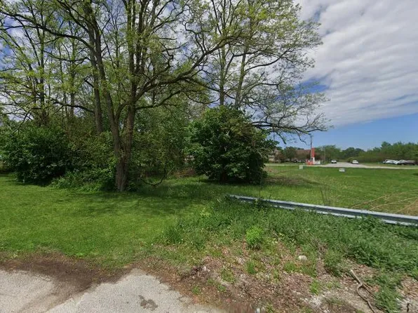 794 Eagle Creek Rd, Valparaiso, IN 46385