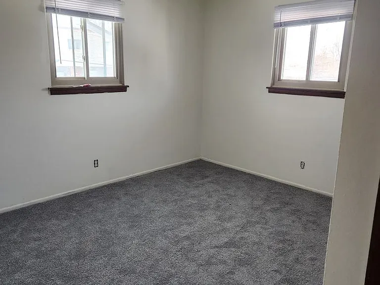 9804 W Beloit Rd — Photo 7