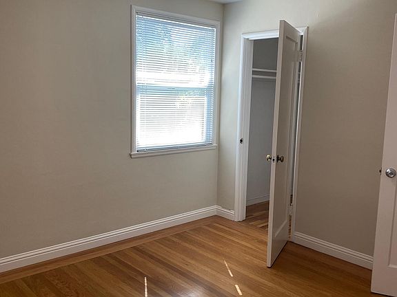 4th image of 274 Everett Ave