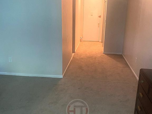 3rd image of 1 Consulate Dr APT 4B