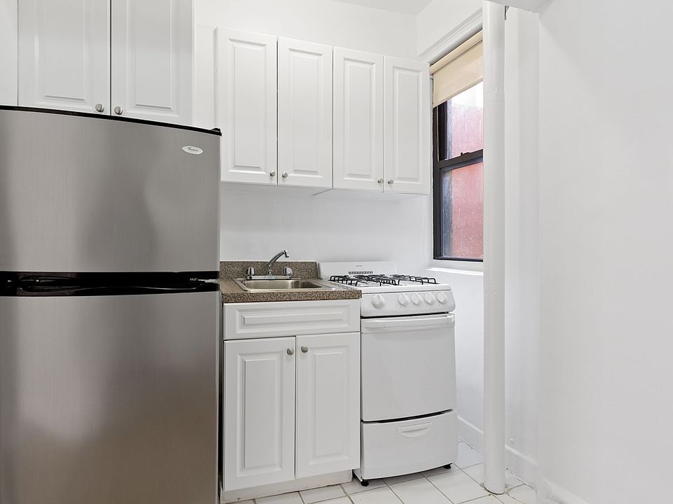 1st image of 220 W 24th St #2203A