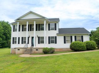 807 Jordan Creek Rd, Inman, SC 29349