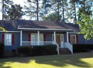 8013 Blaze Ct, Fayetteville, NC 28314