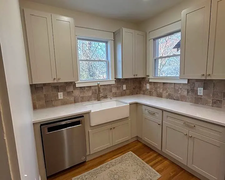 617 Boscobel St — Photo 4
