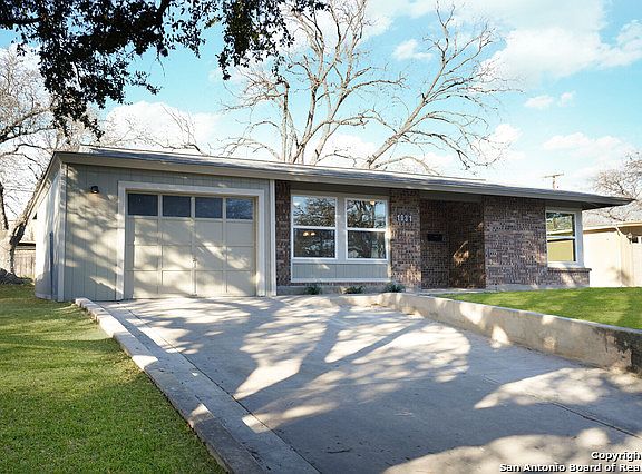 2nd image of 1031 Arroya Vista Dr